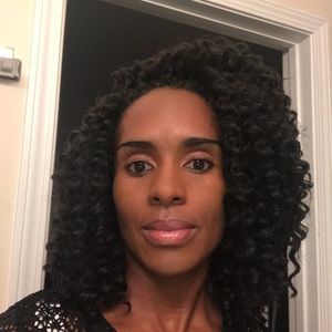 Meet your Posher, Jamila